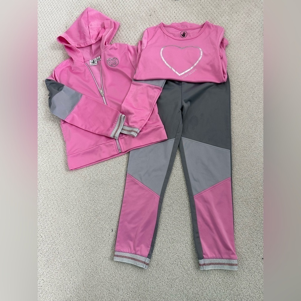 SALE Body Glove Three Piece Athletic Girl’s Outfit, Size 6